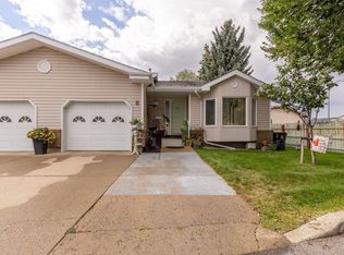 135 Jerry Potts Blvd W #8, Lethbridge, AB T1K6H2