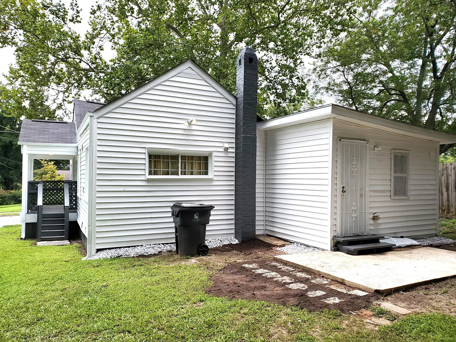 602 Calhoun Ave — Photo 4