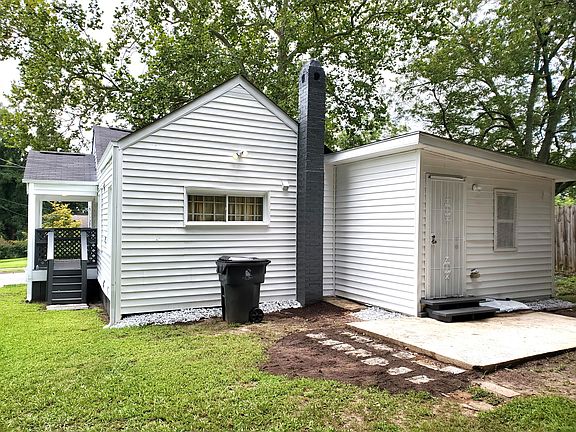 602 Calhoun rear exterior