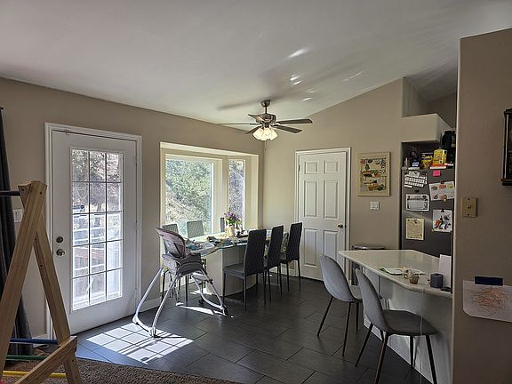 2nd image of 790 E Fiddlers Canyon Rd