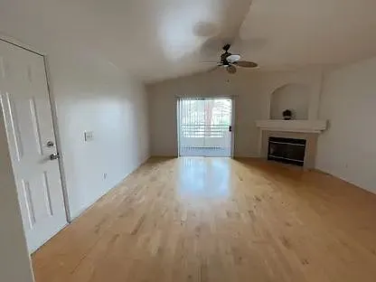 5415 W Harmon Ave #2010 — Photo 6