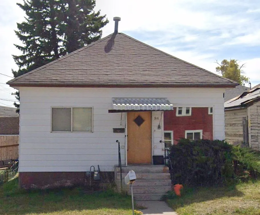 318 Pearl St — Photo 4
