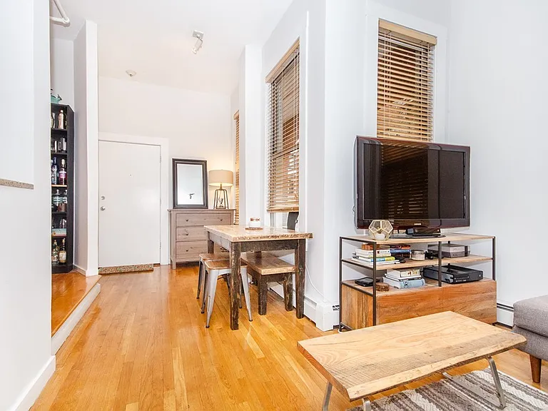 29 Fayette St #12 — Photo 8