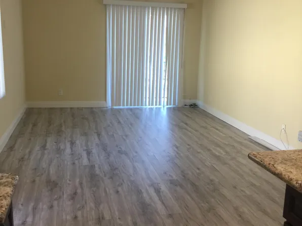 5445 Kester Ave, Van Nuys, CA
