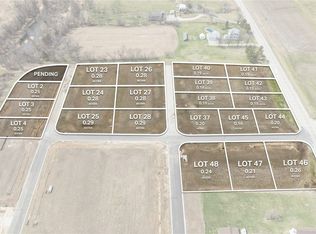 103 Meadow Dr, Shellsburg, IA 52332