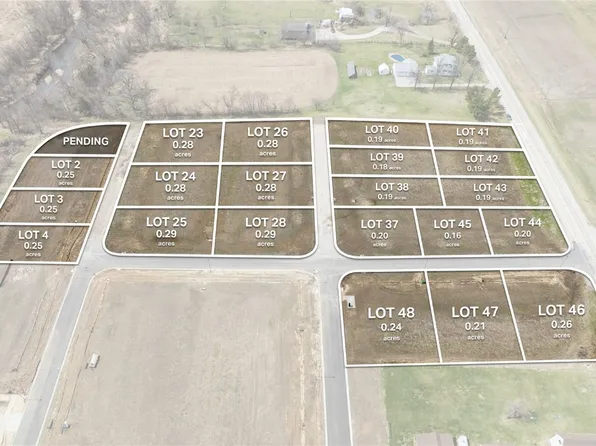 103 Meadow Dr, Shellsburg, IA 52332