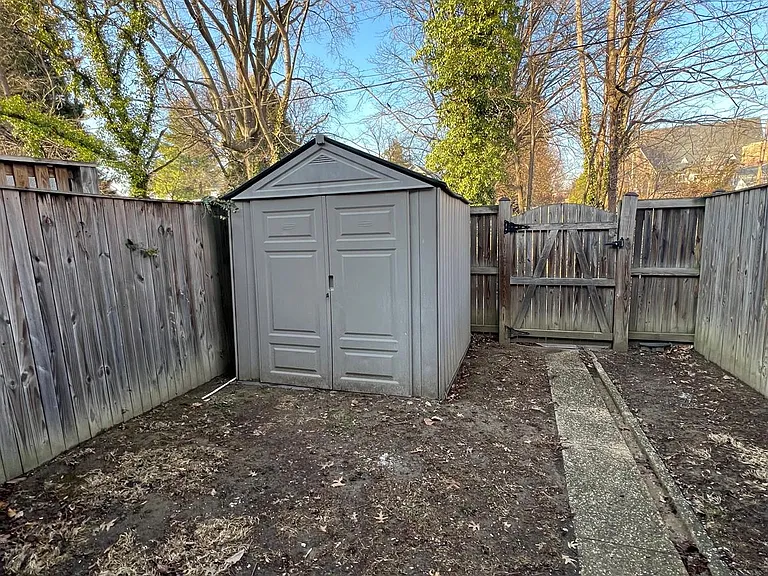 603 Braeside Rd — Photo 16