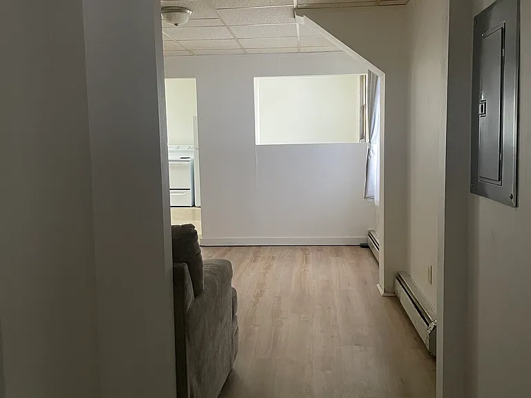 3 Shawmut St #1R — Photo 15