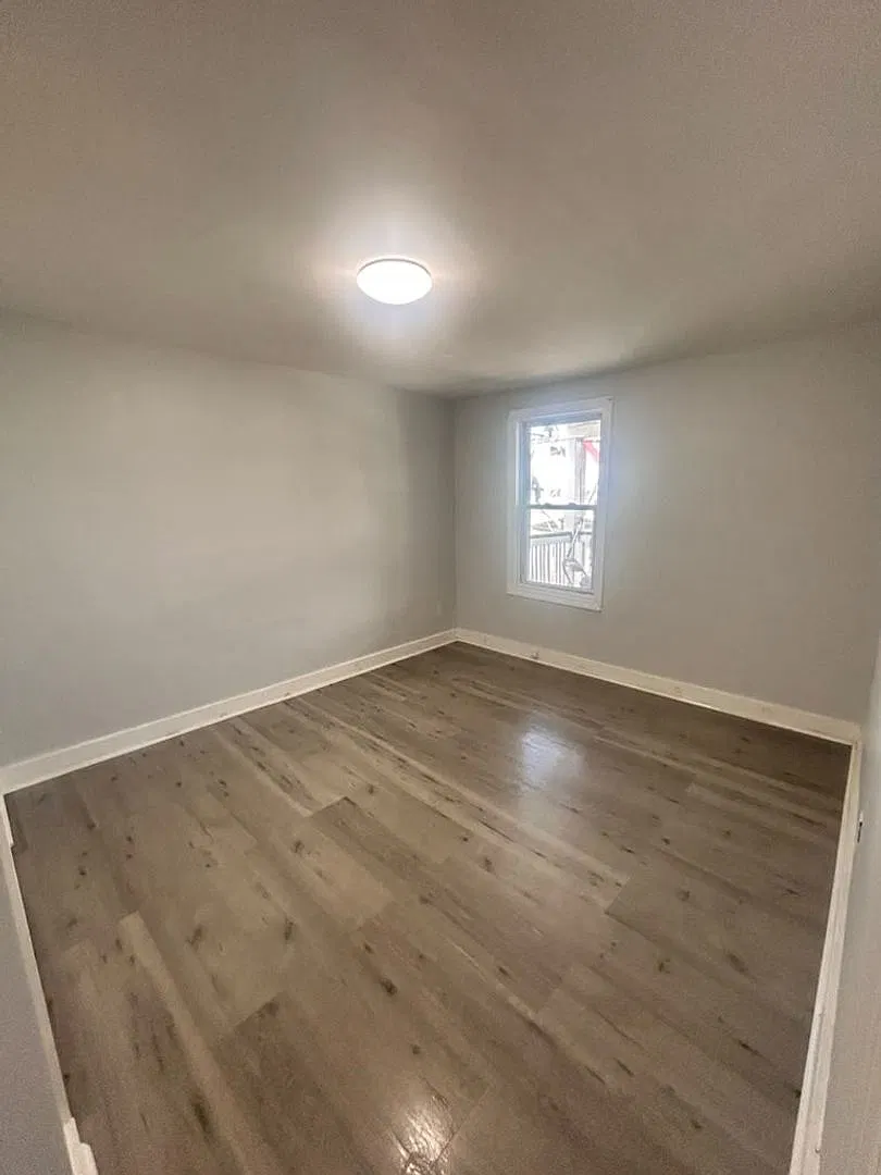 19 Union Street — Photo 1