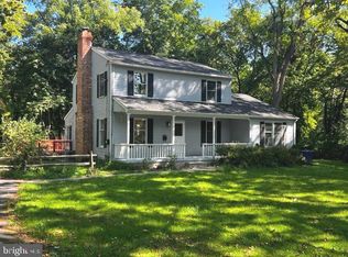 157 Church St E, Beverly, NJ 08010