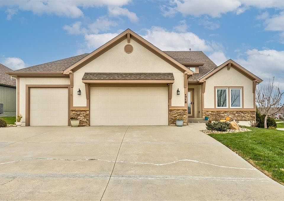 その他 NEIGHBORHOOD - NEIGHBORHOOD SRL 11508 NE 104th St, Vancouver, WA 98662 | Zillow