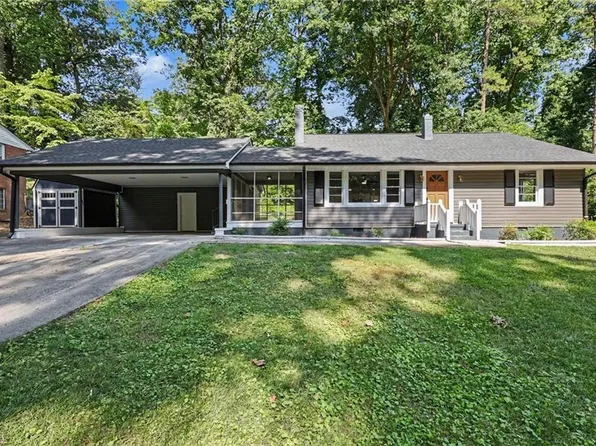 416 Woodsway Dr, Lexington, NC 27292