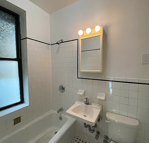 247 E 62nd St #14 — Photo 7