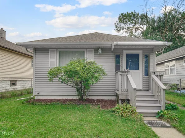 4207 Henry Ave, Hammond, IN 46327