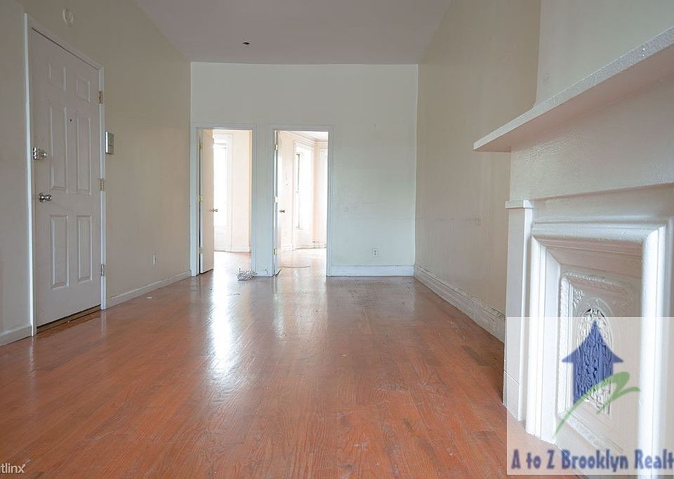 1st image of 443 Tompkins Ave APT 3