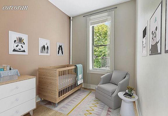 5th image of 35 Clarkson Ave APT 2D