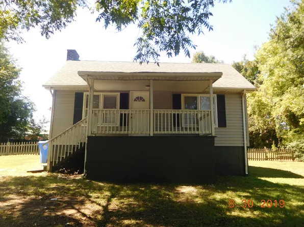 1201 Redland Dr, Gastonia, NC 28054