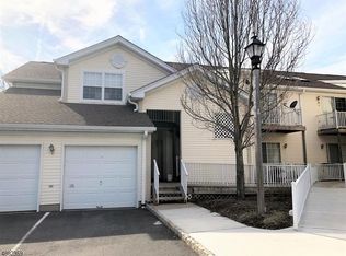 124 Potomac Dr, Basking Ridge, NJ 07920