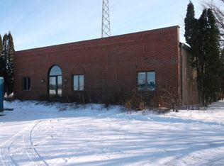 2401 W Waukau Ave, Oshkosh, WI