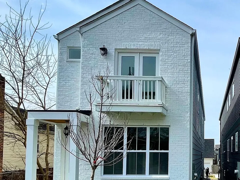 1507A 10th Ave N