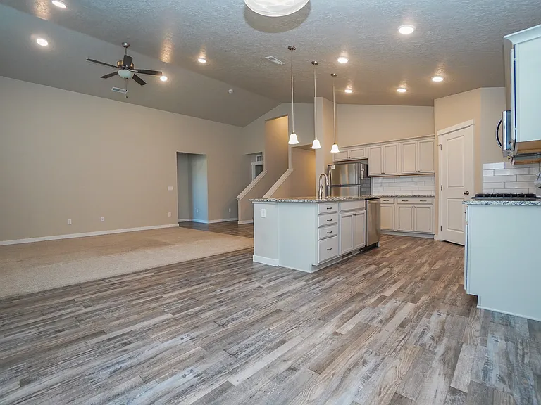 3067 N Greengate Way — Photo 24