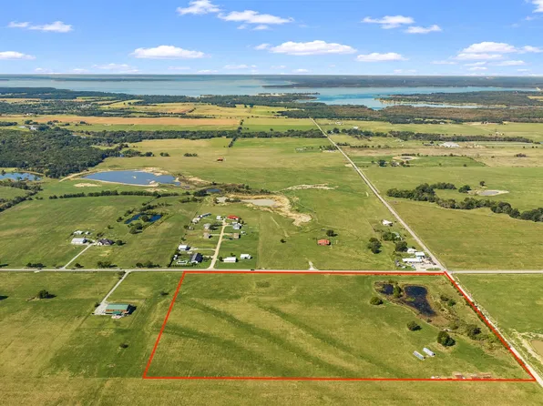Leavenworth Trl, Calera, OK 74730