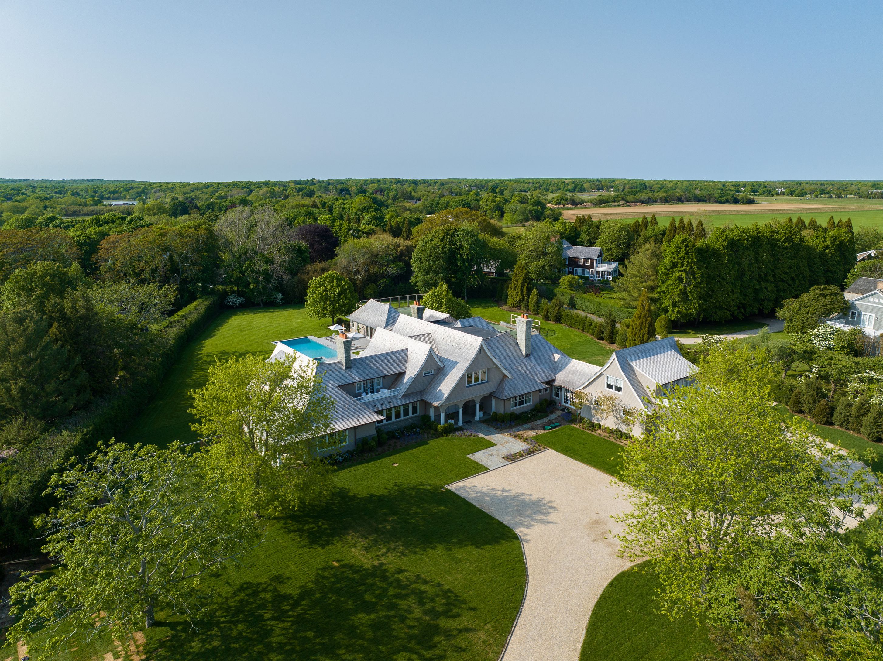 219 Sagg Main St, Sagaponack, NY 11962 Out East