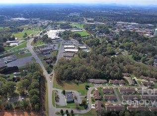 201 Rock Barn Rd NE #1A, Conover, NC 28613