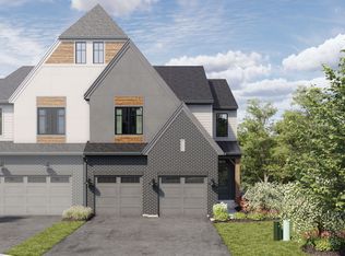 2048 Iron Ridge Ln, Naperville, IL 60563