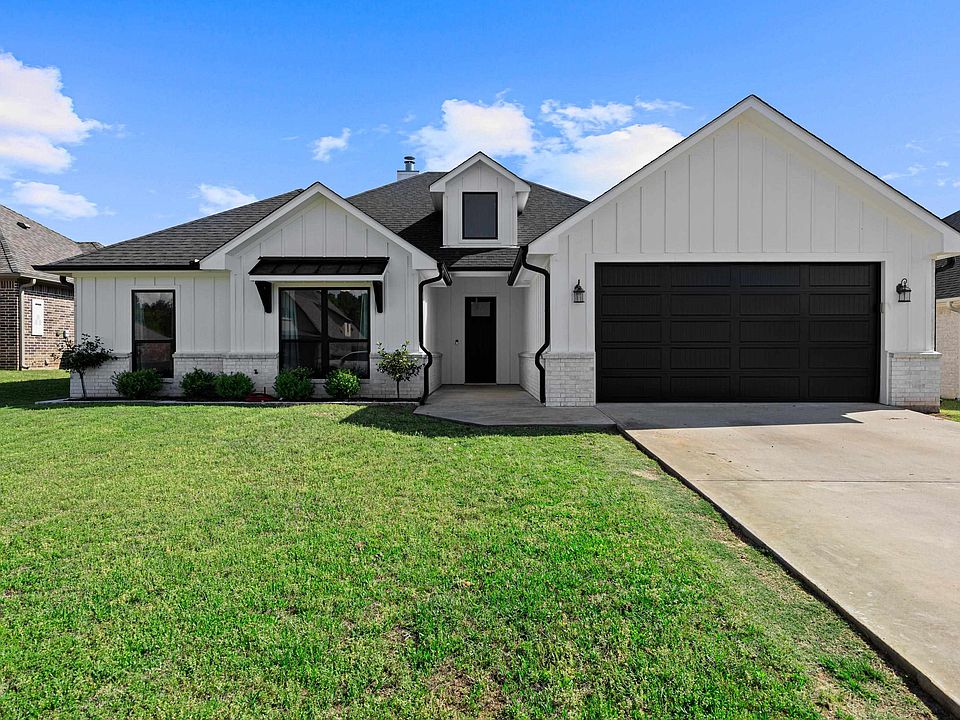 1st image of 108 Decoy Ln