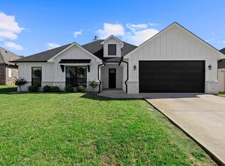 108 Decoy Ln, Hallsville, TX 75650
