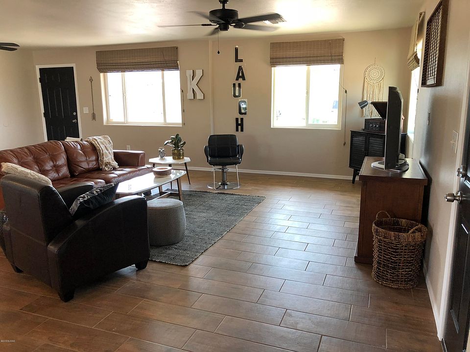 1st image of 3827 E White Hill Way
