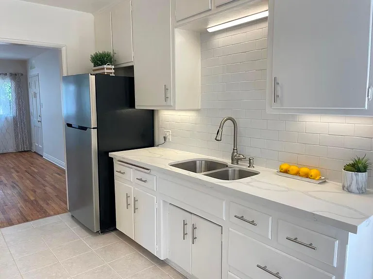 5701 Tilden Ave #3 — Photo 4