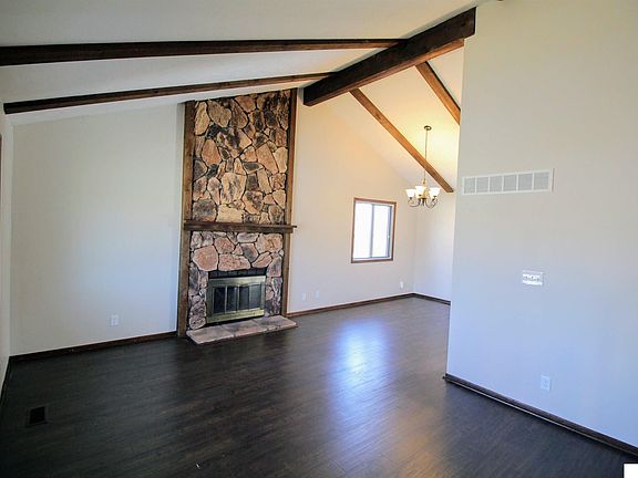 4th image of 2751 Jane Ln