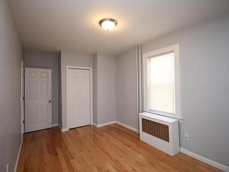 222 Irving Pl #4 — Photo 12