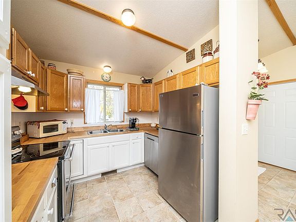 4th image of 7513 S Bell Cir