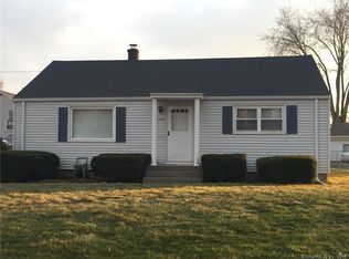 123 Landers Rd, East Hartford, CT 06118