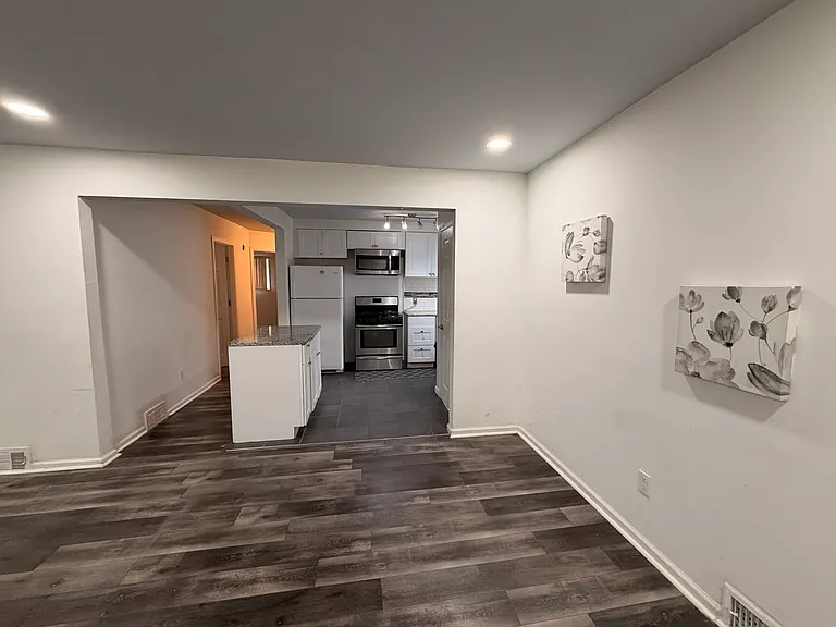 28622 Leona St — Photo 6