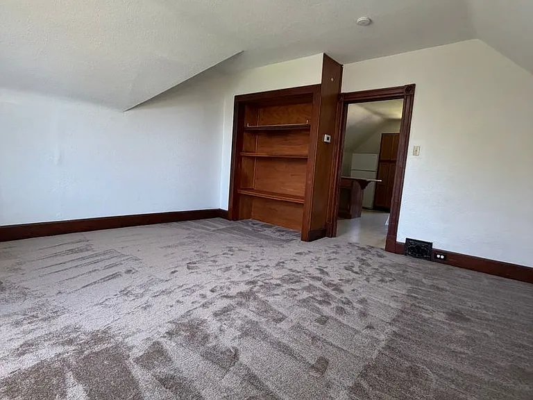 1305 N Church St — Photo 11