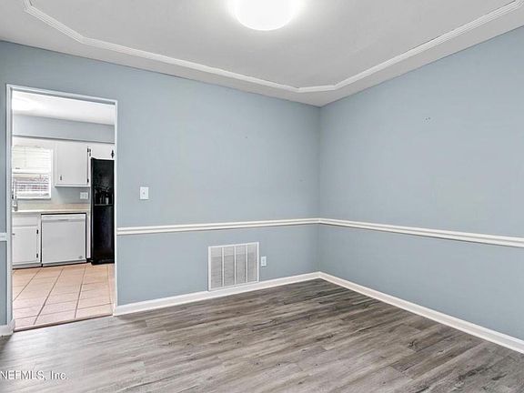 4th image of 8070 Stargrass Ct