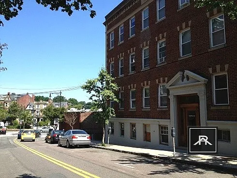205-207 Winthrop Rd #3 — Photo 9