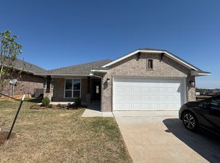 2917 NW 196th Pl, Edmond, OK 73012