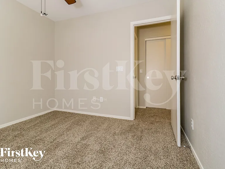 1071 S 224th Ln — Photo 12