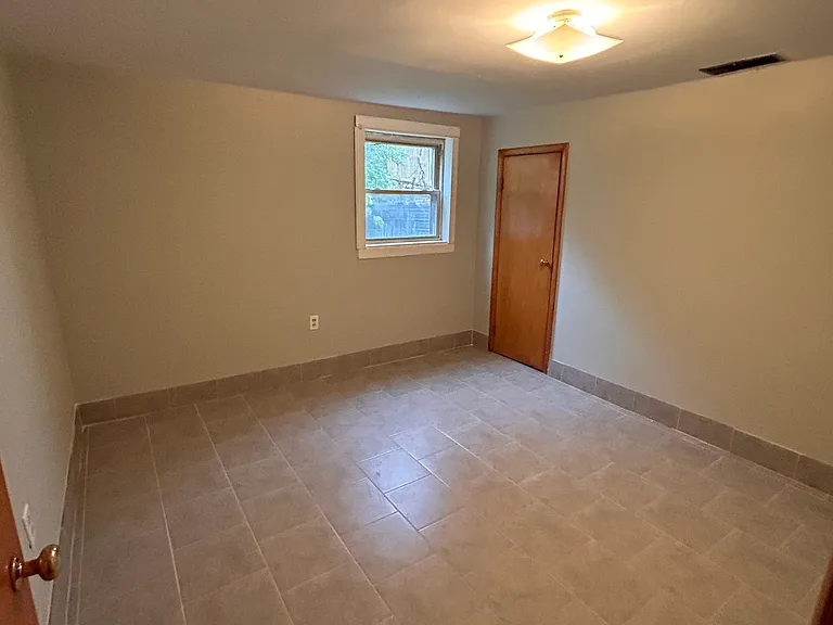 104 Lilac Dr #B — Photo 13