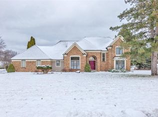 9 Smethwick Ct, Pittsford, NY 14534