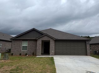 245 Stone Canyon Dr, Maumelle, AR 72113