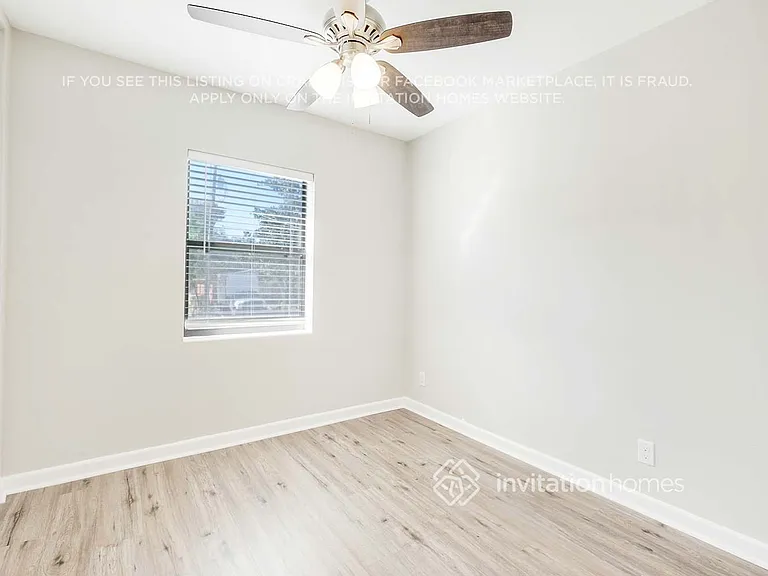 4025 Loys Dr — Photo 14