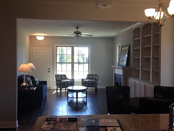 3rd image of 3272 Beaumont Center Cir