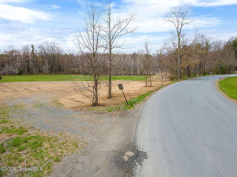 2nd image of 181 Springer Road