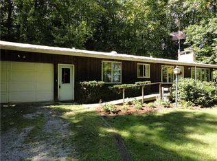 1020 Pulaski Mercer Rd, Mercer, PA 16137